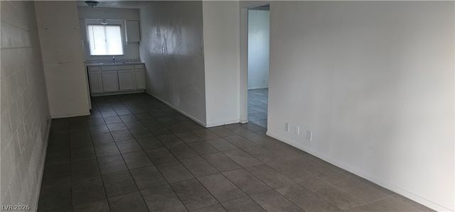 1933 Alwill Street A, Las Vegas, NV 89106