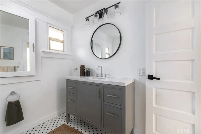 234 Lindero Avenue, Long Beach, CA 90803