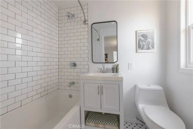 234 Lindero Avenue, Long Beach, CA 90803