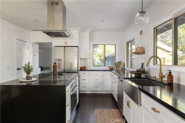 234 Lindero Avenue, Long Beach, CA 90803