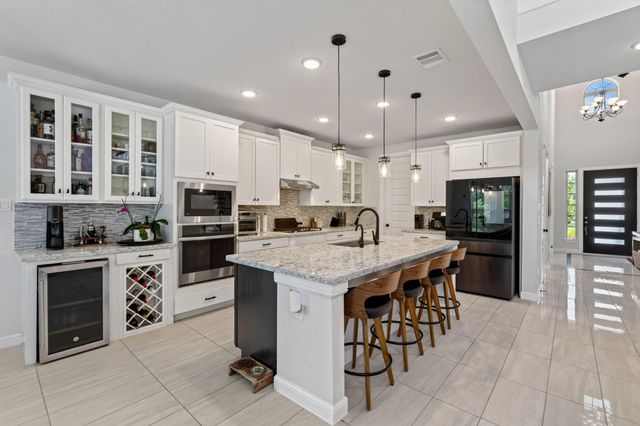 27 Floral Vista Drive, Tomball, TX 77375