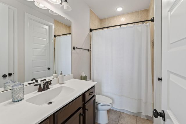 27 Floral Vista Drive, Tomball, TX 77375
