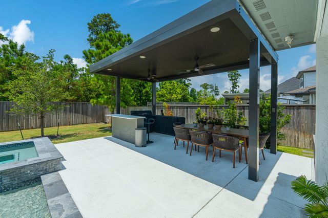 27 Floral Vista Drive, Tomball, TX 77375