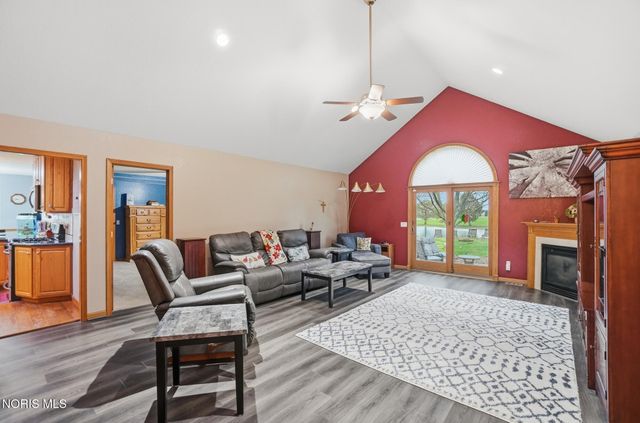 13095 Huffman Road, Bowling Green, OH 43402
