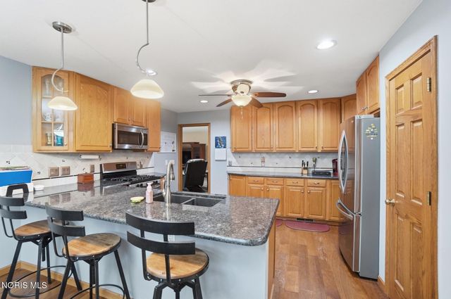 13095 Huffman Road, Bowling Green, OH 43402