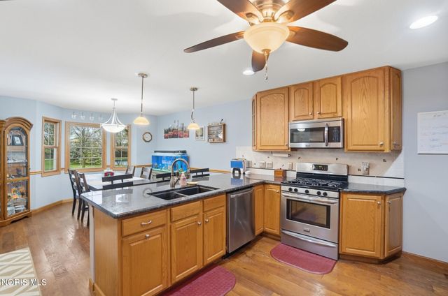 13095 Huffman Road, Bowling Green, OH 43402