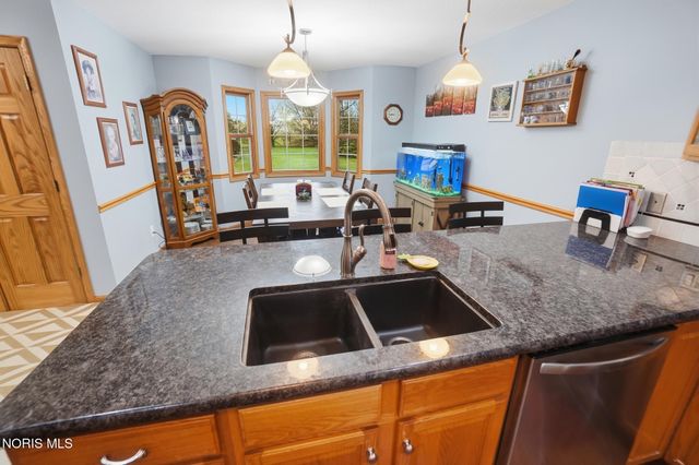 13095 Huffman Road, Bowling Green, OH 43402
