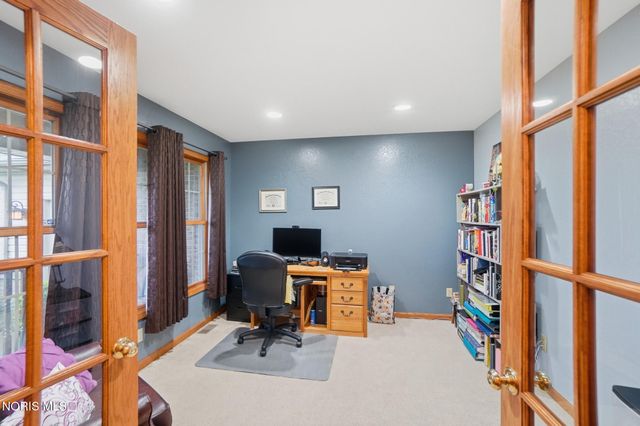 13095 Huffman Road, Bowling Green, OH 43402