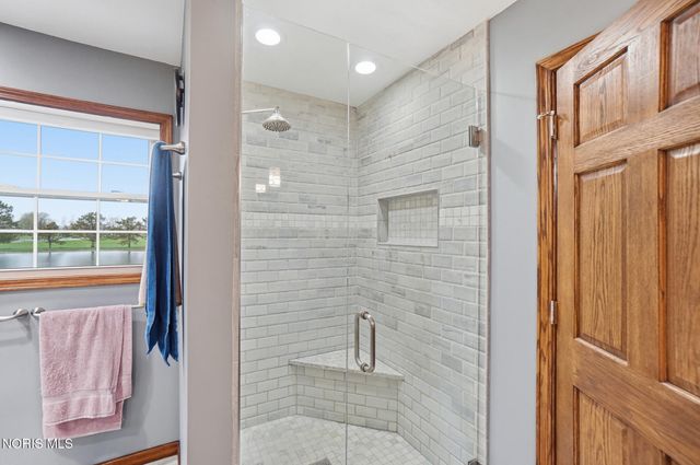 13095 Huffman Road, Bowling Green, OH 43402