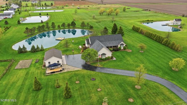13095 Huffman Road, Bowling Green, OH 43402