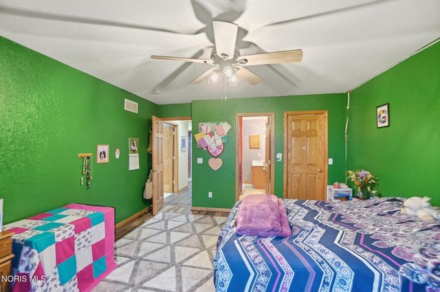 13095 Huffman Road, Bowling Green, OH 43402