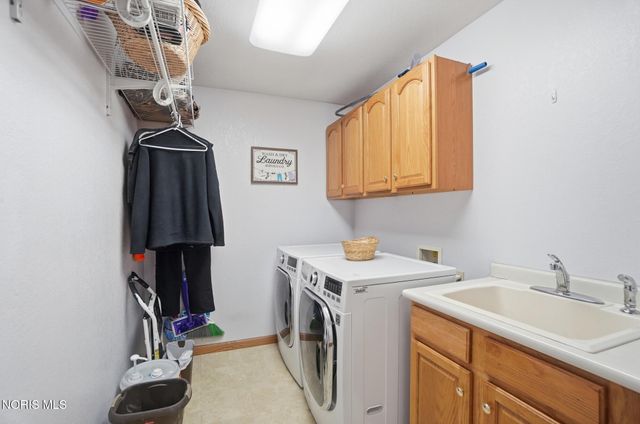 13095 Huffman Road, Bowling Green, OH 43402