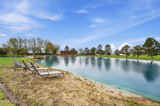 13095 Huffman Road, Bowling Green, OH 43402