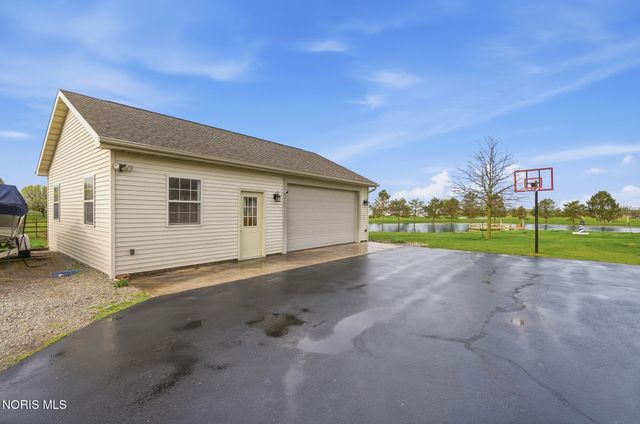 13095 Huffman Road, Bowling Green, OH 43402