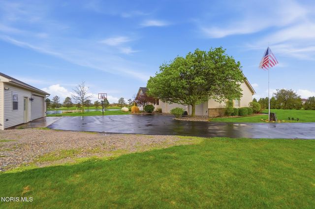 13095 Huffman Road, Bowling Green, OH 43402
