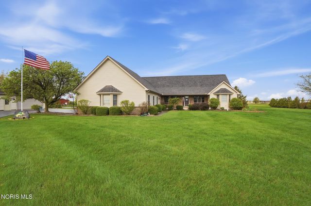 13095 Huffman Road, Bowling Green, OH 43402