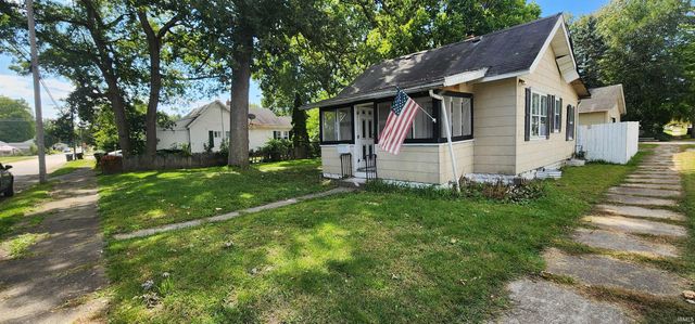 1801 Robinson Street, South Bend, IN 46613