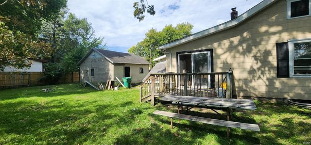 1801 Robinson Street, South Bend, IN 46613