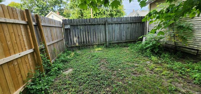 1801 Robinson Street, South Bend, IN 46613