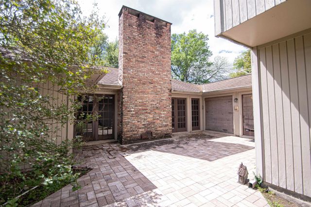 5950 Pinkstaff, Beaumont, TX 77706