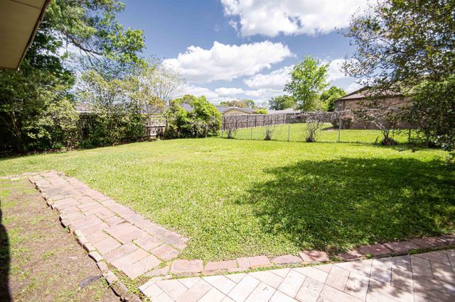 5950 Pinkstaff, Beaumont, TX 77706