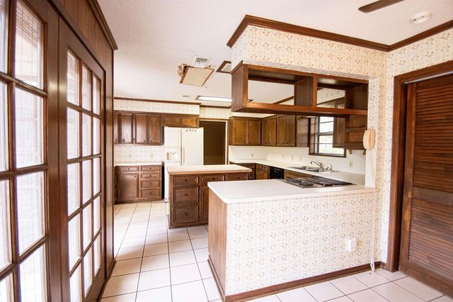 5950 Pinkstaff, Beaumont, TX 77706