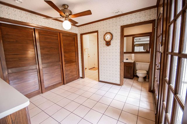 5950 Pinkstaff, Beaumont, TX 77706