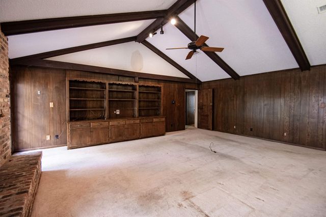 5950 Pinkstaff, Beaumont, TX 77706