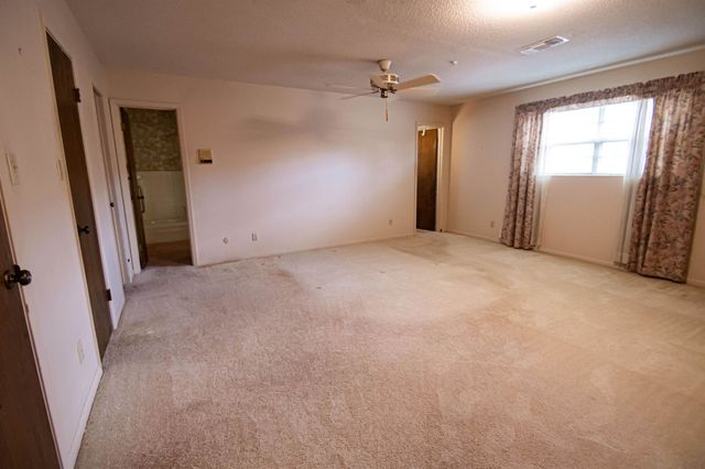 5950 Pinkstaff, Beaumont, TX 77706