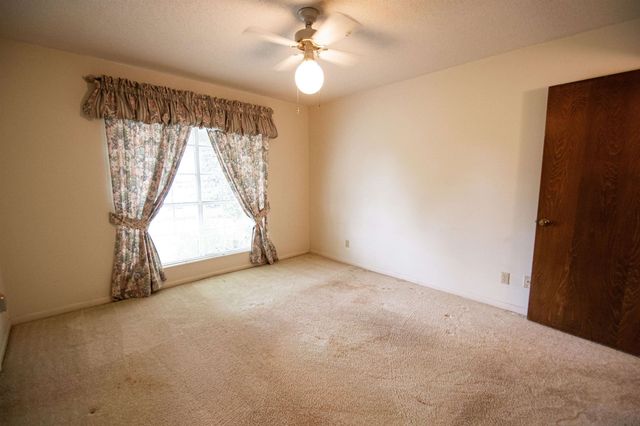 5950 Pinkstaff, Beaumont, TX 77706