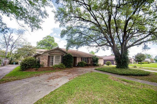 5950 Pinkstaff, Beaumont, TX 77706