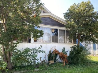 940 Becker Street, Hammond, IN 46320