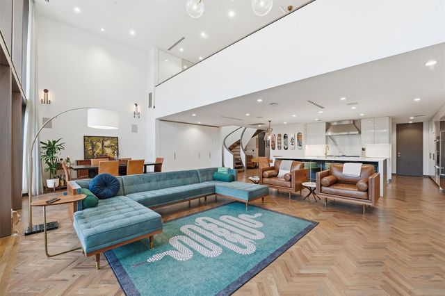 5756 Indian Circle, Houston, TX 77057