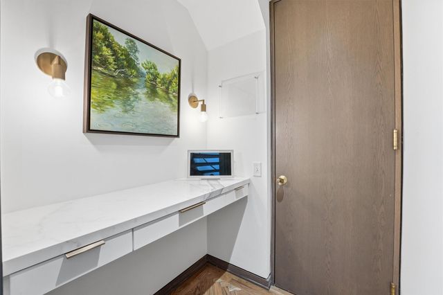 5756 Indian Circle, Houston, TX 77057