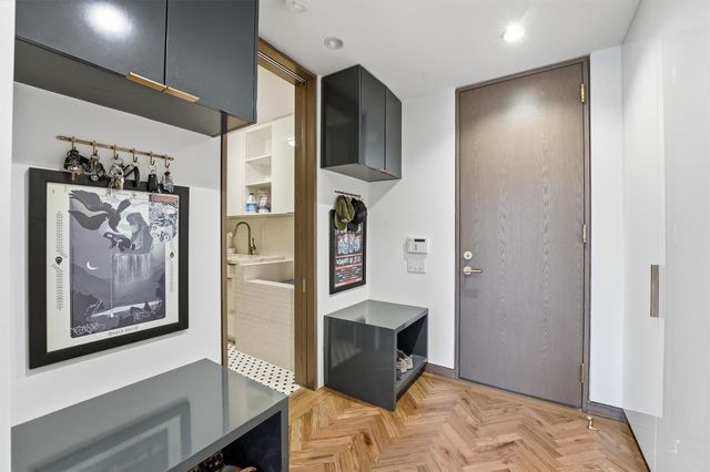 5756 Indian Circle, Houston, TX 77057