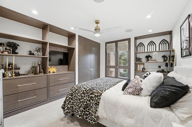 5756 Indian Circle, Houston, TX 77057