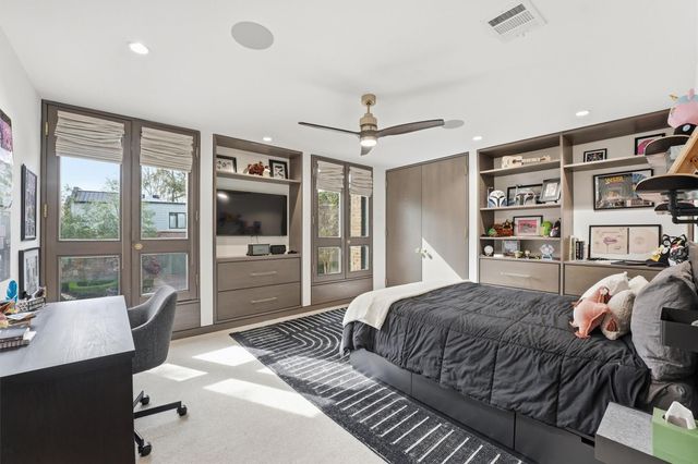 5756 Indian Circle, Houston, TX 77057