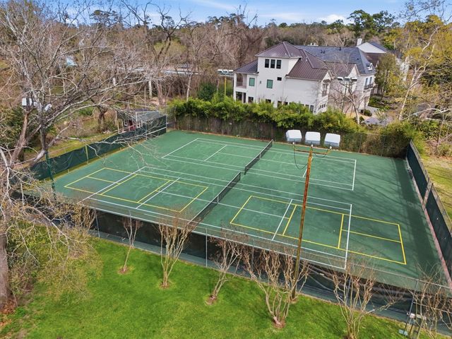 5756 Indian Circle, Houston, TX 77057