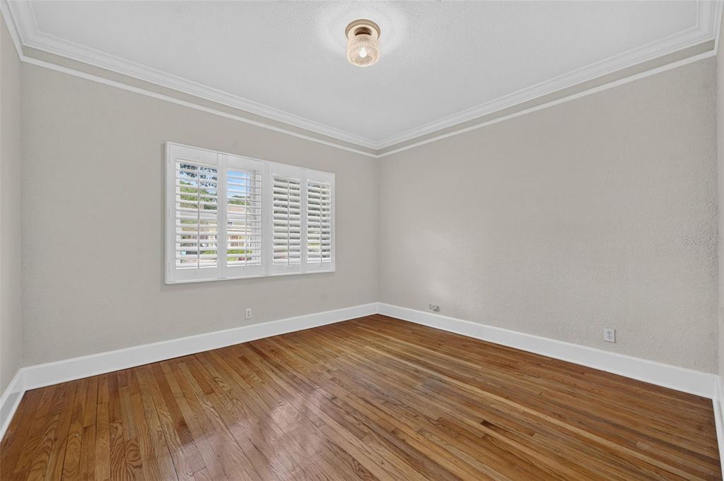 Image 27 of property listing at 1242 E RIDGEWOOD STREET, Orlando, FL 32803