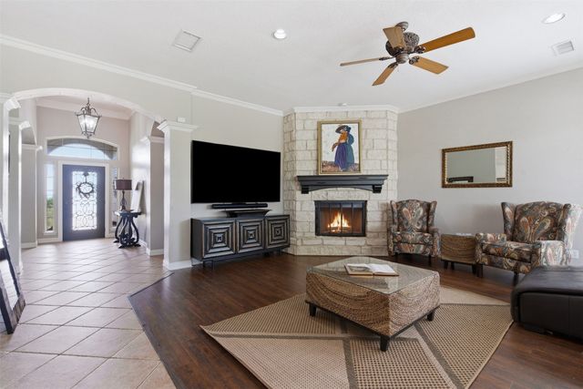 160 Aledo Ridge Road, Fort Worth, TX 76126