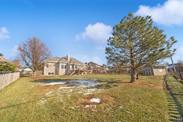 7929 SW 28th ST, Topeka, KS 66614