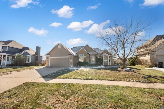 7929 SW 28th ST, Topeka, KS 66614