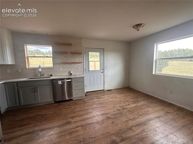 406 High Pasture Road, Florissant, CO 80816