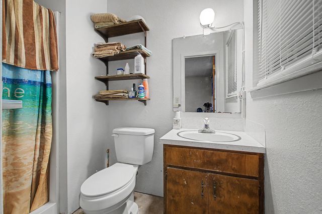 1701 Valley View LN, Granite Shoals, TX 78654