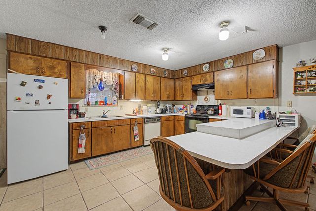 1701 Valley View LN, Granite Shoals, TX 78654