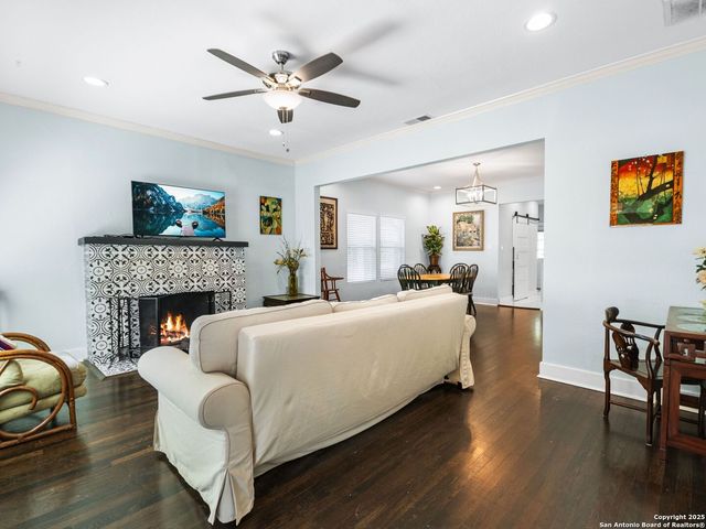 1419 Schley Avenue, San Antonio, TX 78210