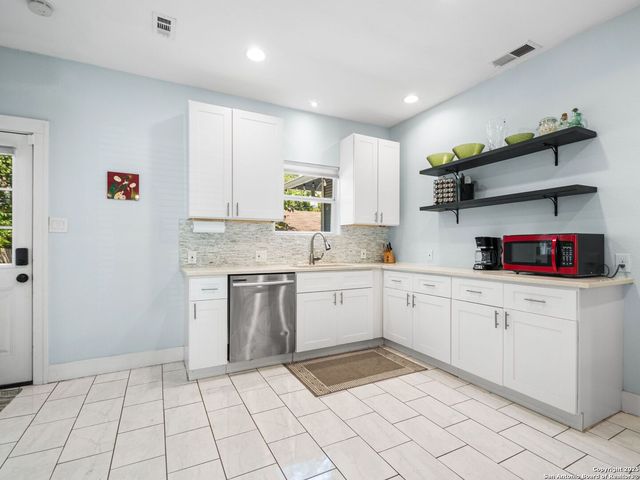 1419 Schley Avenue, San Antonio, TX 78210