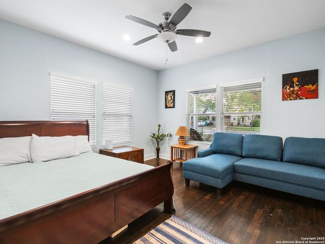 1419 Schley Avenue, San Antonio, TX 78210