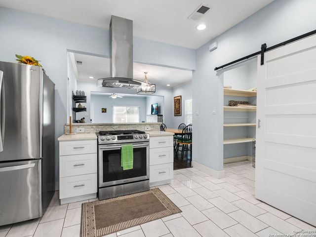 1419 Schley Avenue, San Antonio, TX 78210