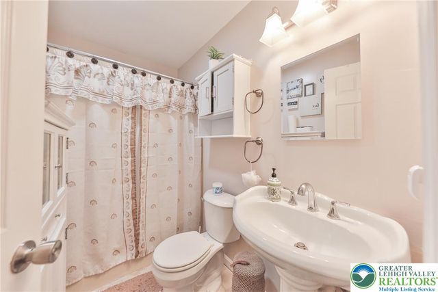 2235 Sky High Drive, Jackson Twp, PA 18321
